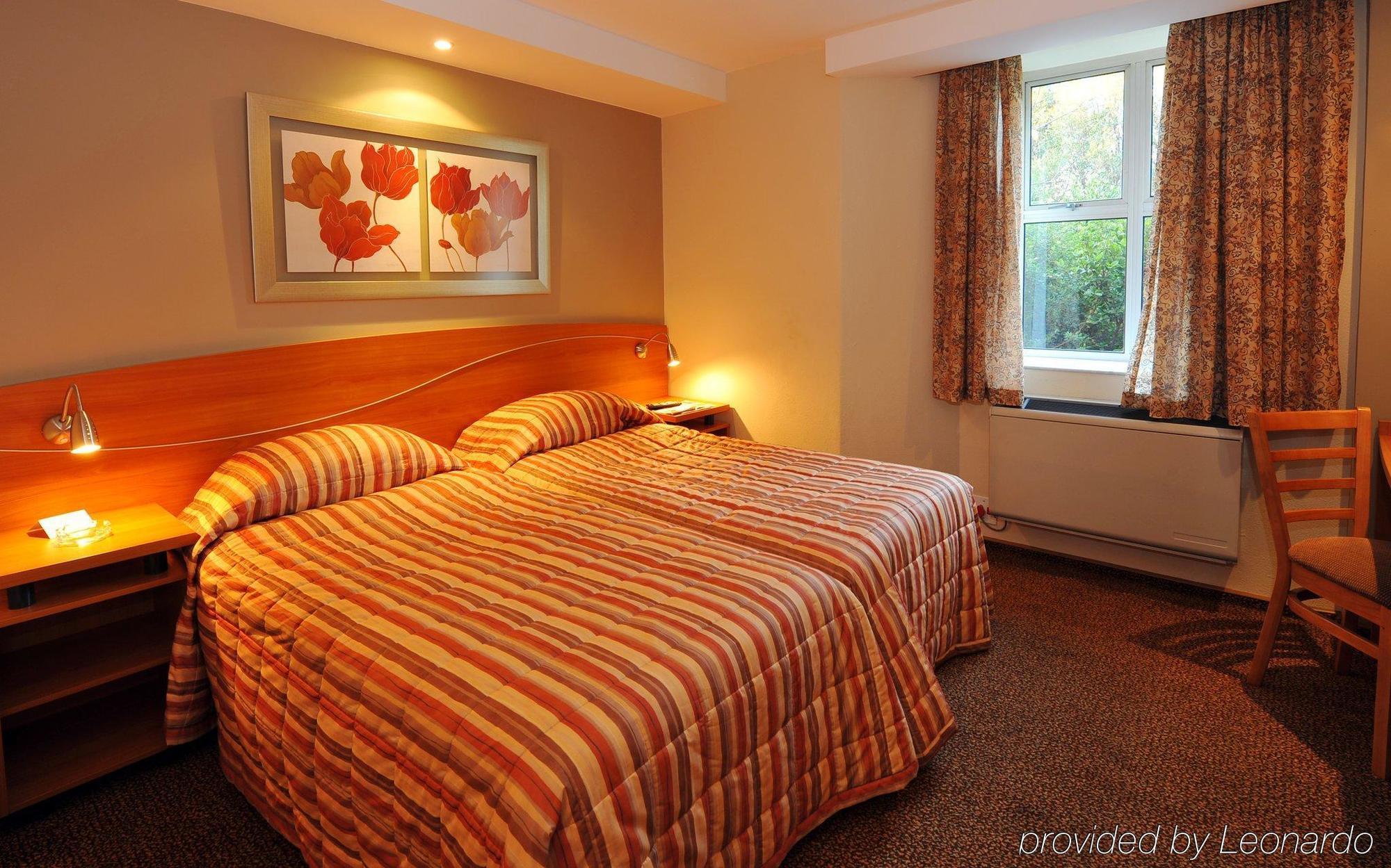 The Elegant Lodge Menlo Park Претория Экстерьер фото
