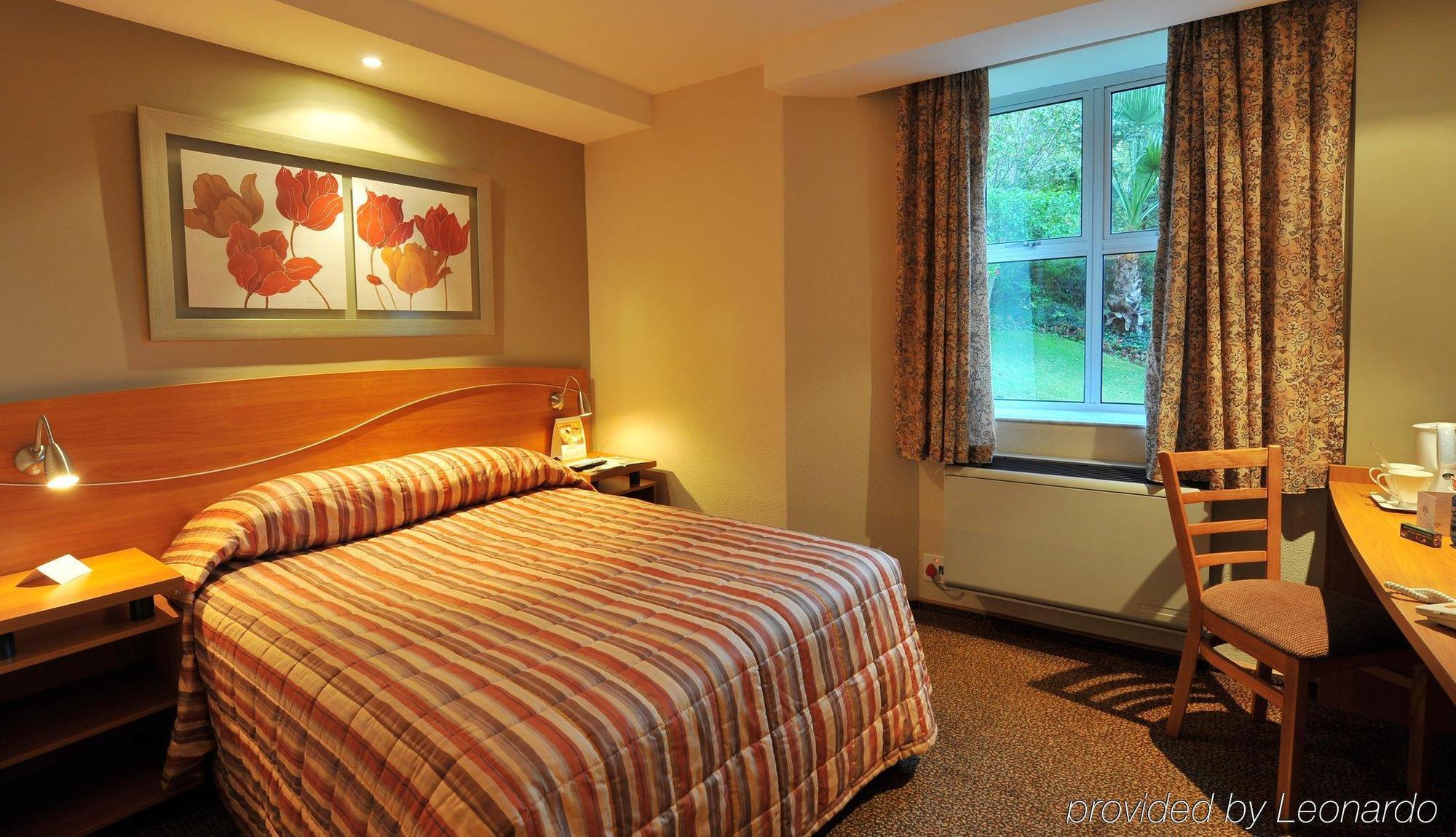 The Elegant Lodge Menlo Park Претория Экстерьер фото