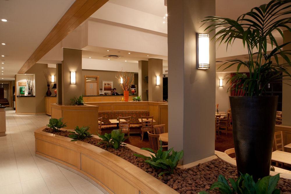 The Elegant Lodge Menlo Park Претория Экстерьер фото